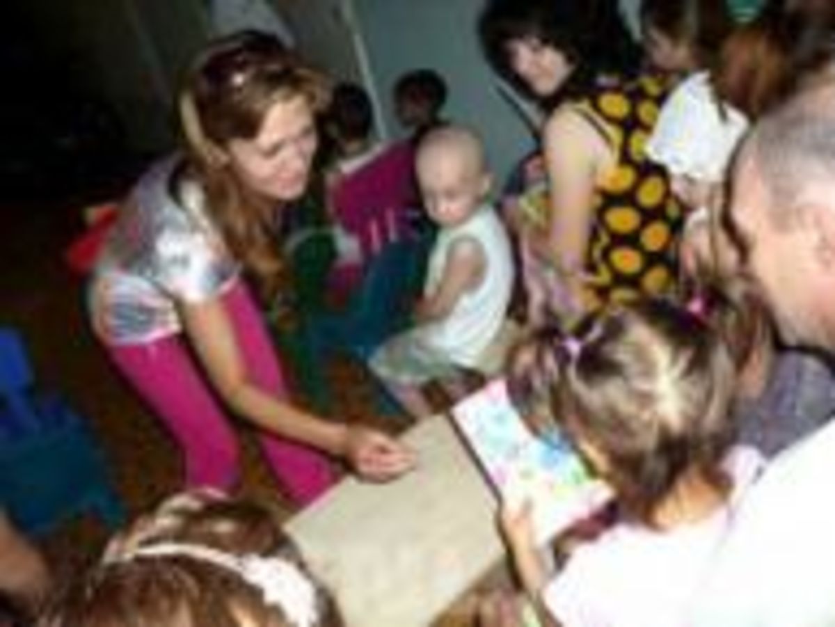 Добровольцы церкви служат детям, больным раком