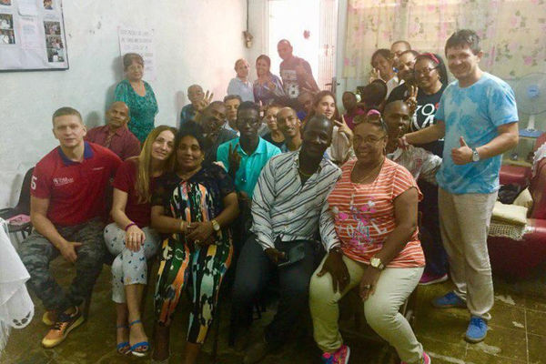 Миссионеры из Новосибирска доставили гуманитарную помощь кубинским семьям