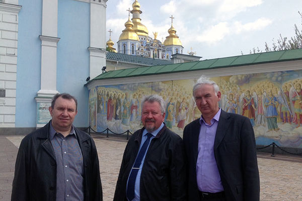Фоторепортаж о поездке руководства РС ЕХБ в Киев