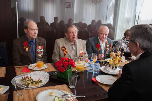Ежегодный праздник для ветеранов прошел в московской церкви «Слово жизни» 
