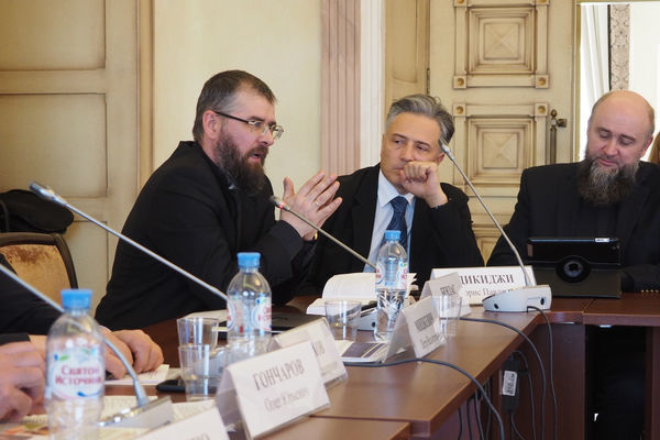 Конференция памяти Ивана Проханова прошла в Общественной палате РФ