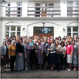 Фоторепортаж о конференции, посвященной 20-летию Всероссийской программы обучения женщин. 