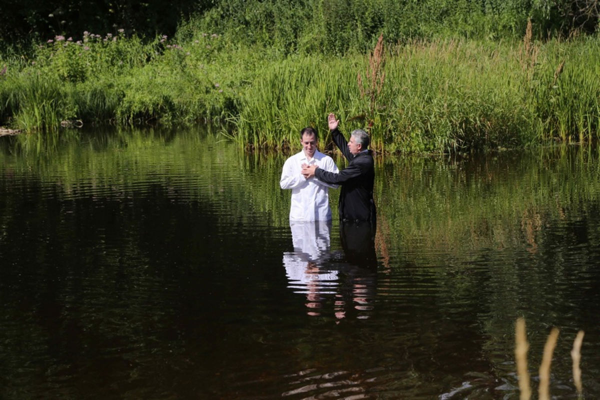 Крещение необычного человека