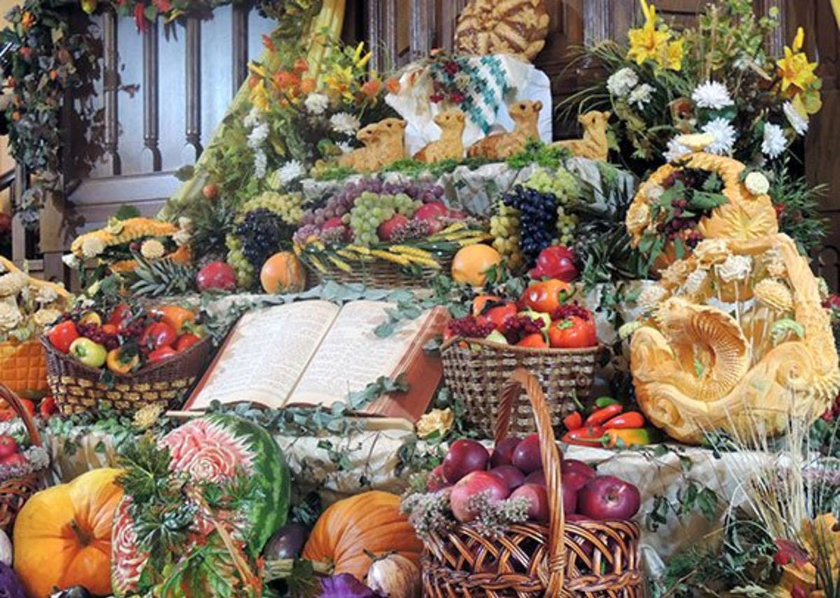 С Днем благодарения Бога за урожай - праздником Жатвы