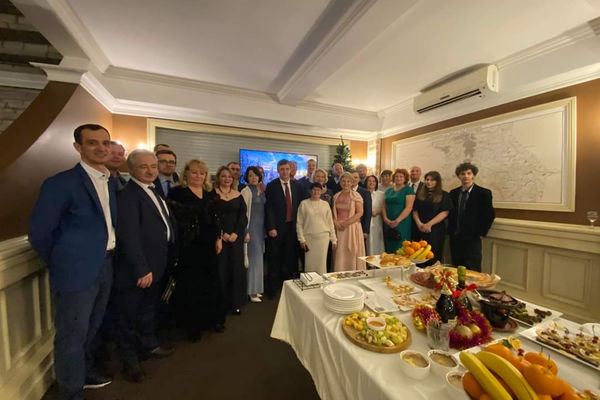 В Абхазии пастор евангельской церкви принял участие во встрече с сотрудниками Посольства РФ