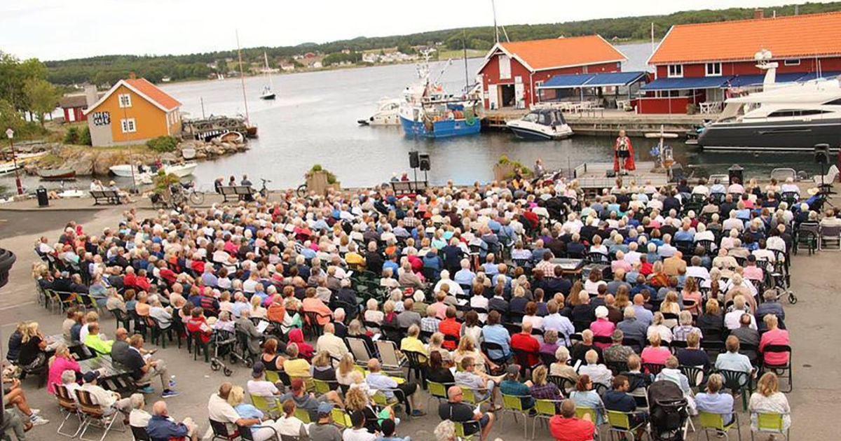 Bryggegudstjeneste i Nevlunghavn