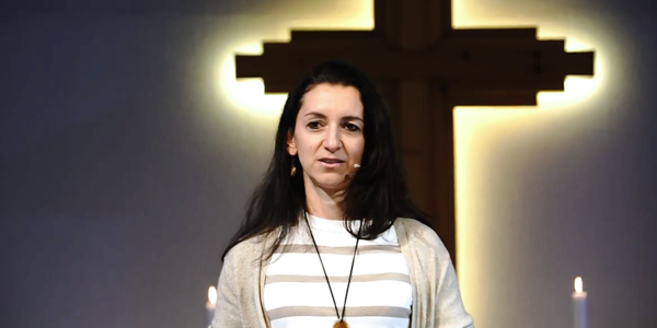 Hvorfor menigheten - Livia Hodne