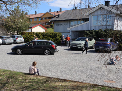 Velkommen til gudstjeneste på skjønne Skjønhaug