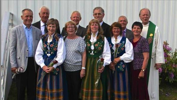 50 års konfirmanter Halsa kirke