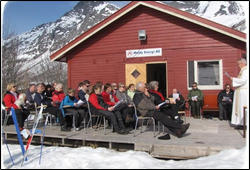 Friluftsgudstjeneste i Bjærangen våren 2010