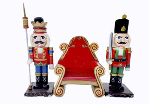 Щелкунчик трон  ( с солдатиками )