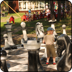 Гигантские шахматы парковые шахматы