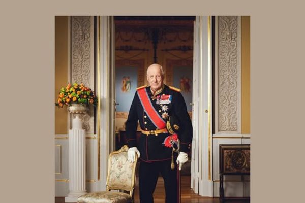 Kongen er død. Leve Kongen!
