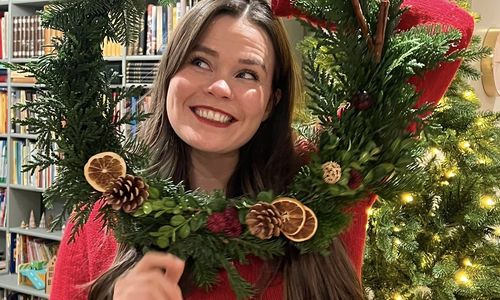 Aðventukransagerð í Ólafíustofu