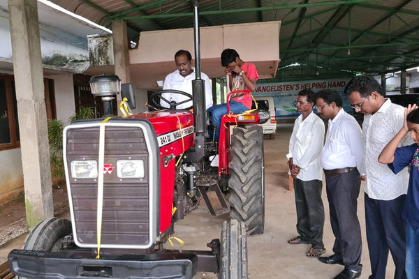 Traktor til jordbruksarbeidet