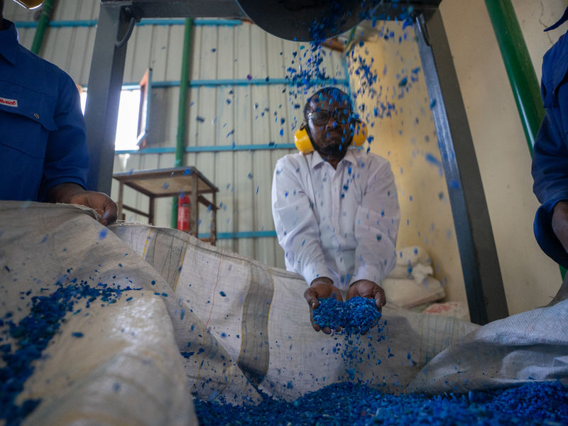 Fra produskjonslokalene til Tayo Plastics, som nå bruker store deler sekundærplast i produksjonen.