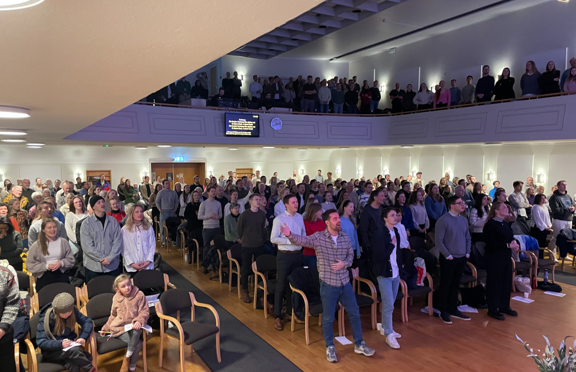 Rundt 400 møtte opp til fellesgudstjeneste i Misjonssalen Oslo