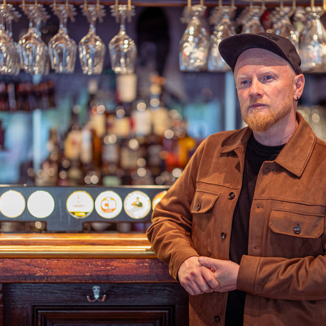 Salmer på pub – himmel i mørket