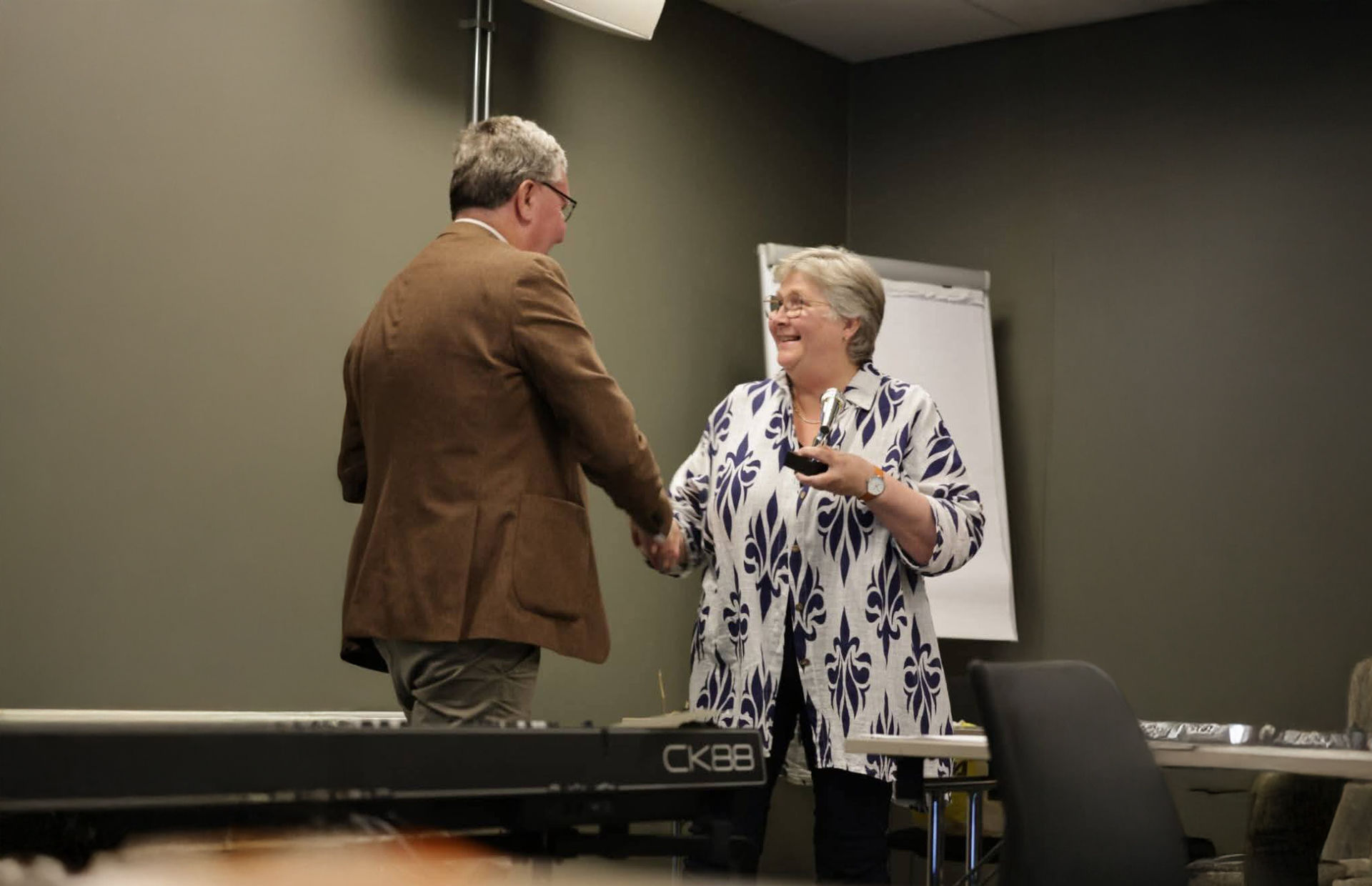 På fredag ble hun takket for sin mangeårige innsats innen mediebranjen.