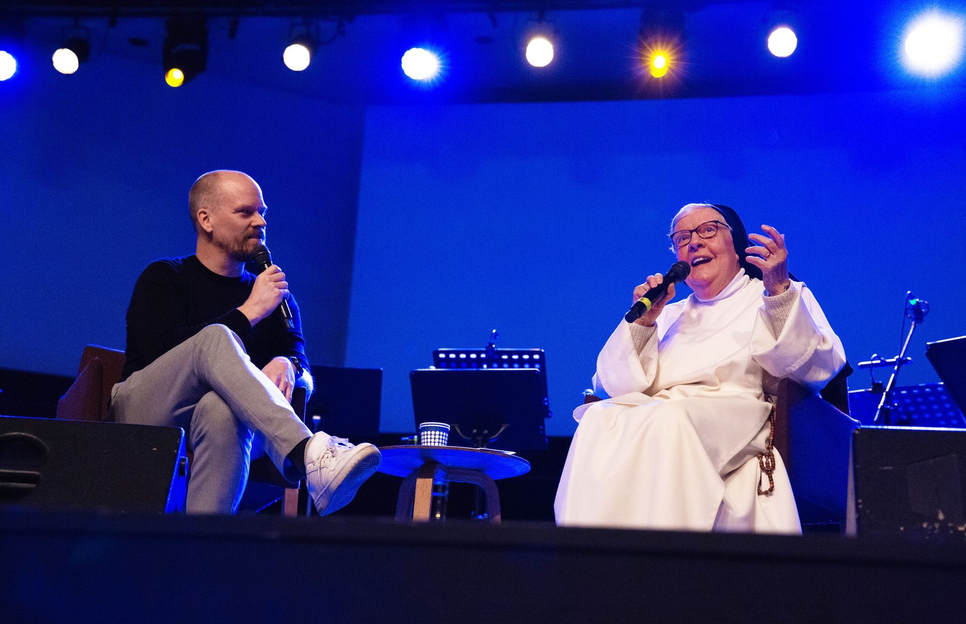 Bønn for Oslo 2025: Søster Hildegard fra Lunden Kloster i samtale med Erik Andreassen, tidligere pastor i Oslo Misjonskirke Bethlehem.