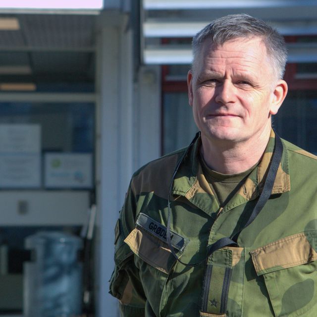 Satser på soldatarbeid 