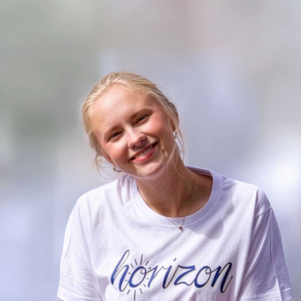 Kamilla Løyning, KG-student