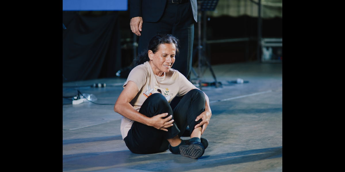 A woman who had suffered from a broken hip for a year was unable to sit or walk without severe pain. She was completely healed—she can sit, walk, and move freely without any pain now!