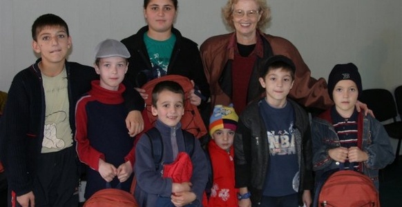 Anita with some Russian orphan children