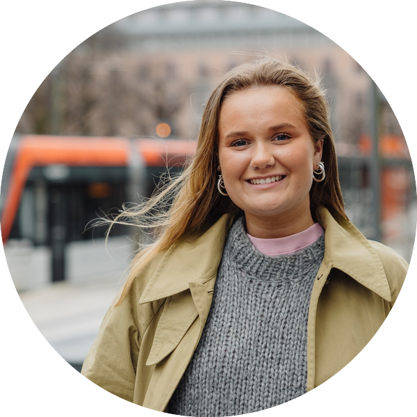 Frøya Skjold Sjursæther