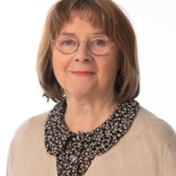 Gro Holmen