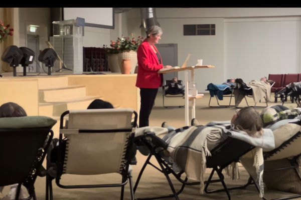 Undervisning på bibelskolen "Jesus helar och upprättar"