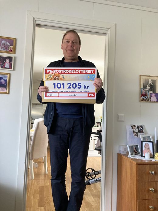 Naboene i 4985 Vegårshei jubler for Kjempegevinsten