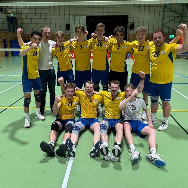 Volleyball laget klare for 1. divisjon