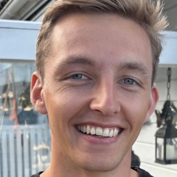 Simen Daniel Løge