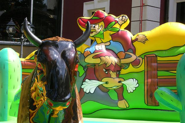 детский прокат, Заказать развлечений на праздник на прокат. Спортивное оборудование в прокат. Аренда для праздника в Московской области. Лучшие аттракционы на праздник для детей