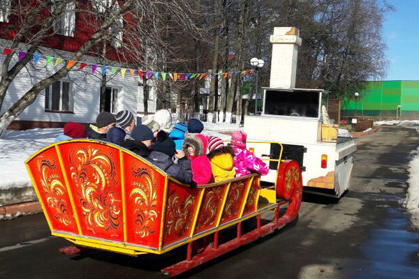 Аренда печки Емеля на Масленицу