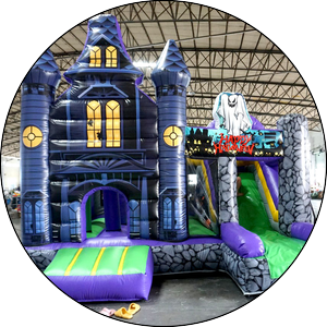 Аренда детского батута &quot;Замок Дракулы&quot; надувной батут для праздника в Москве