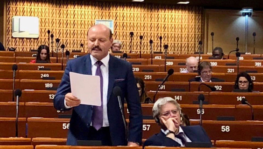Strasbourg yesterday: PACE spells out strict conditions for removing a child from the family as a «last resort»