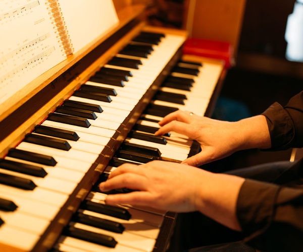 Kurs i orgelimprovisasjon med Inger-Lise Ulsrud