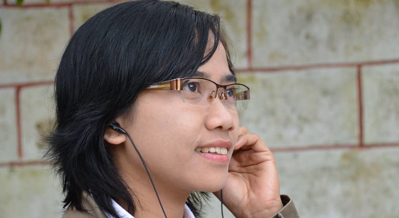 Krista er fra muslimsk bakgrunn, men ble kristen etter en lang kamp, og har studert ved en teologisk høyskole i Indonesia. Hun er en av de 120 studentene som Norea underviste i media og misjon våren 2014.