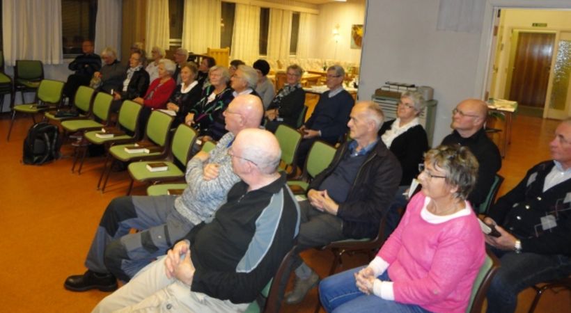 Bibelundervisning i Dilling Misjonshus