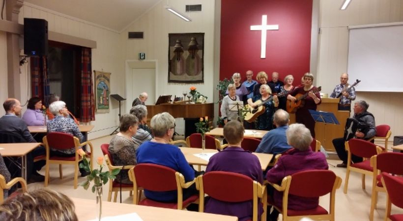 Gjenbruksmusikken fra Fagernes besøkte Misjonshuset på Gjøvik