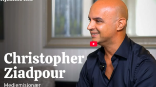 Taler til 3 000 iranere fra stua på Flekkerøy