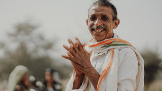 En dag fikk han høre noe på radioen