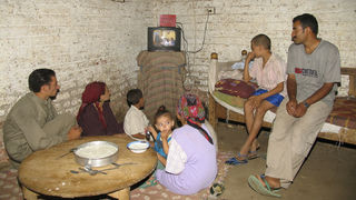 En familie i Iran til SAT-7 PARS: